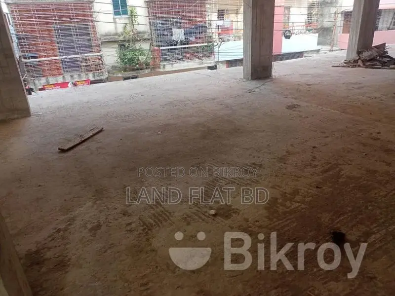 ALMOST READY FLAT FOR SALE 1600 SFT