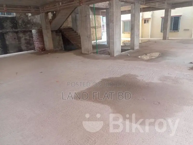 ALMOST READY FLAT FOR SALE 1600 SFT