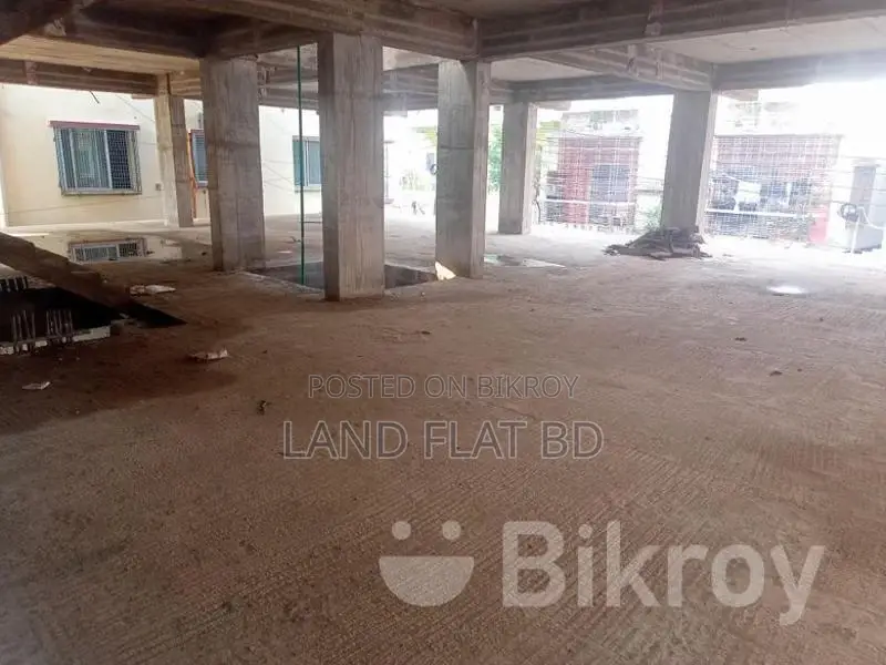 ALMOST READY FLAT FOR SALE 1600 SFT