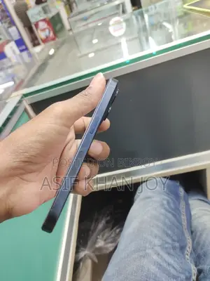 Apple iPhone 15 Pro . (Used)
