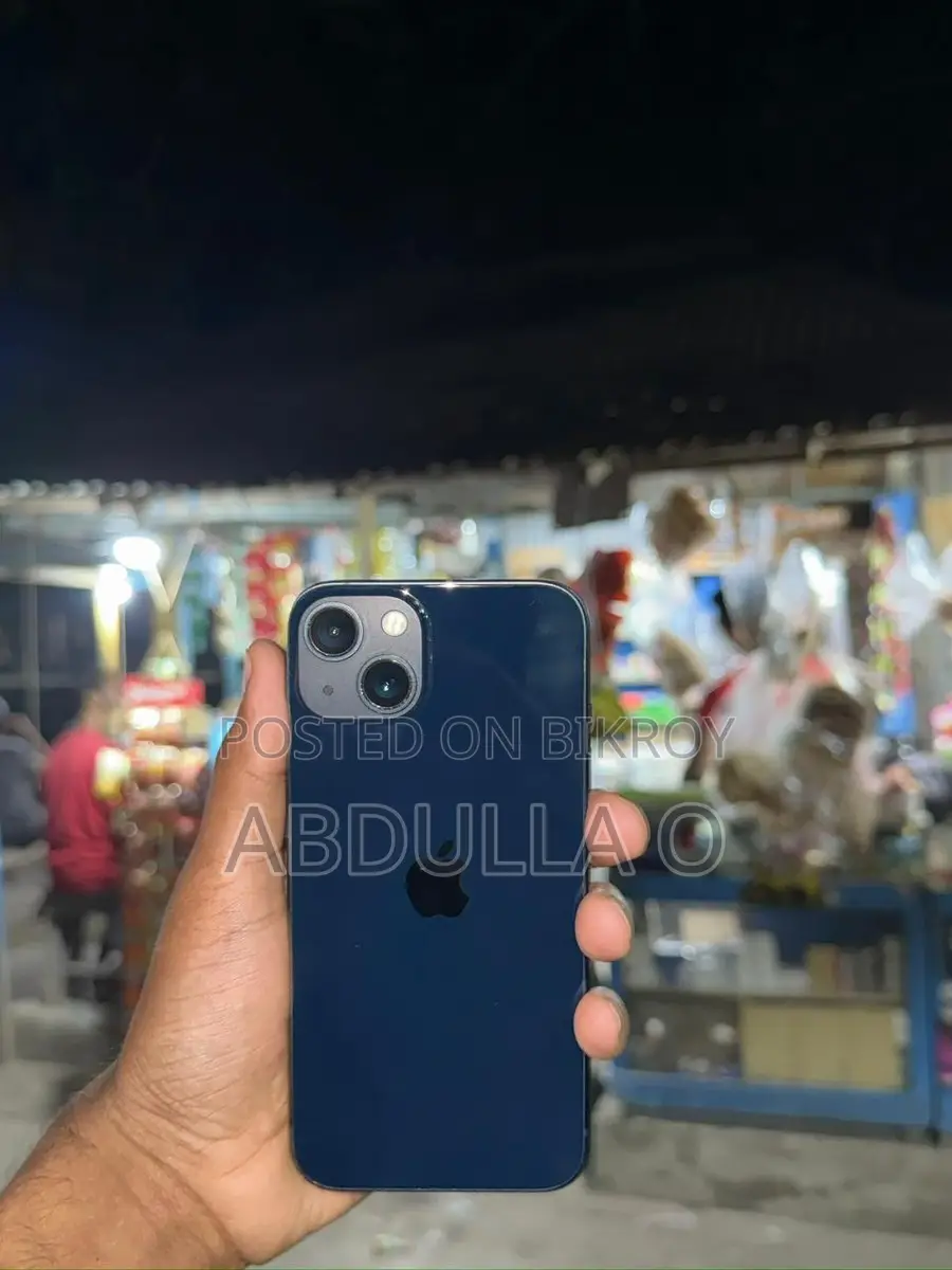 Apple iPhone 13 (Used)