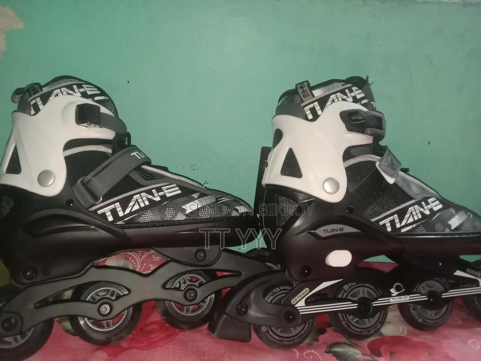 Skating Shoes