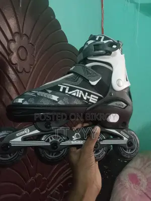Skating Shoes