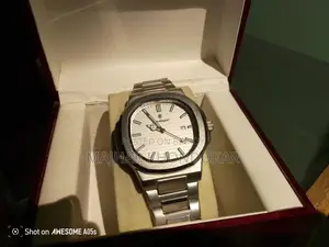 Analogue Watch for sale
