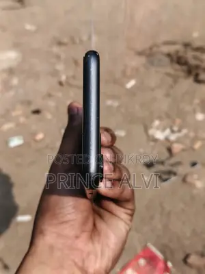 Apple iPhone 11 (Used)