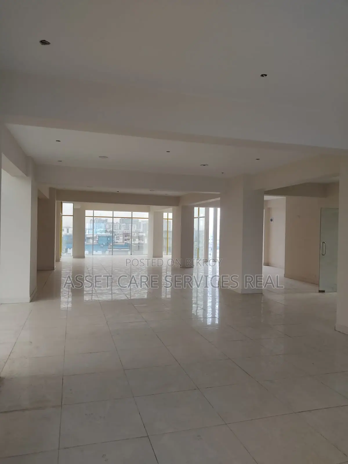 5815 Sqf Commercial Space for Rent @ Gulshan Avenue