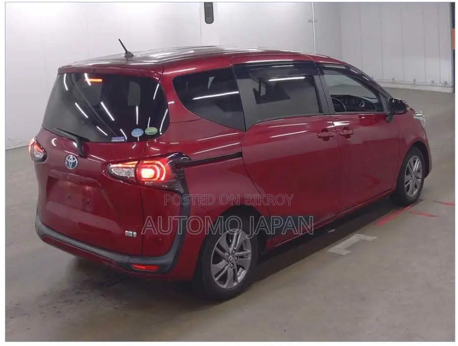 Toyota Sienta G Kero 2020