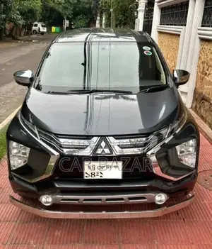 Mitsubishi X-Pander 7Seater Suv 1500Cc 2021