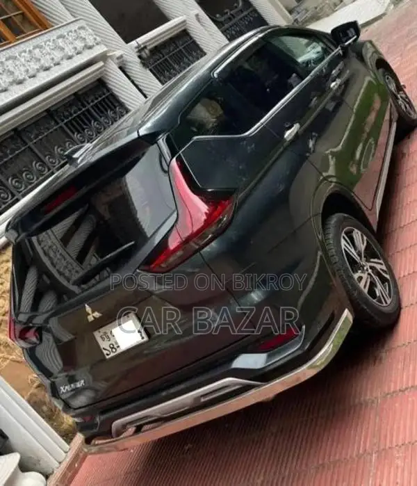 মিতসুবিশি এক্স-প্যান্ডার ৭ সিটার এসইউভি ১৫০০সিসি ২০২১
