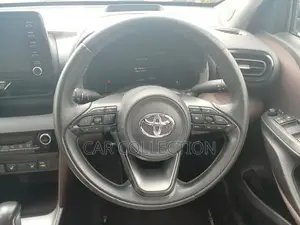 Toyota Yaris Cross Z Leather Hybrid Red 2021