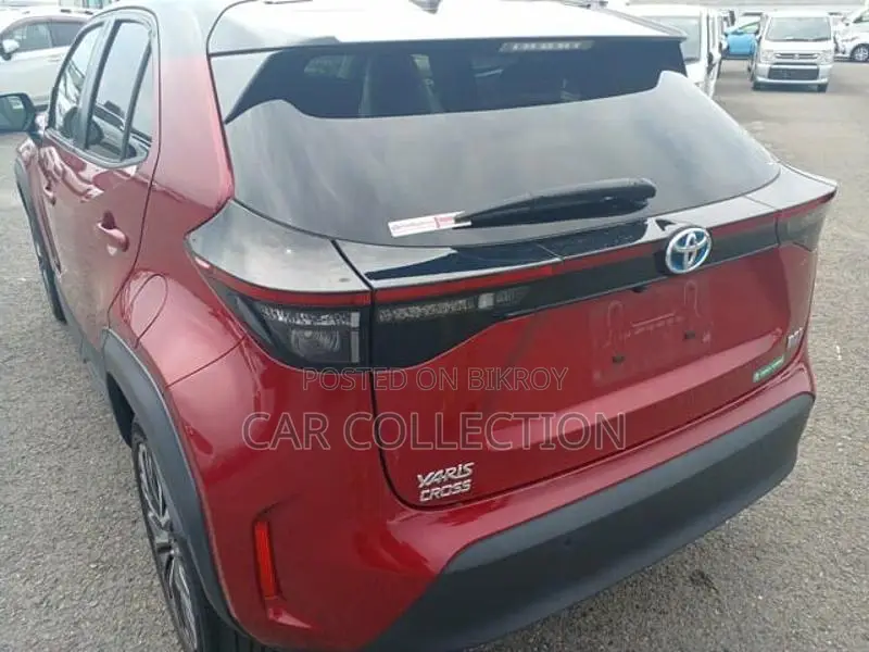 Toyota Yaris Cross Z Leather Hybrid Red 2021