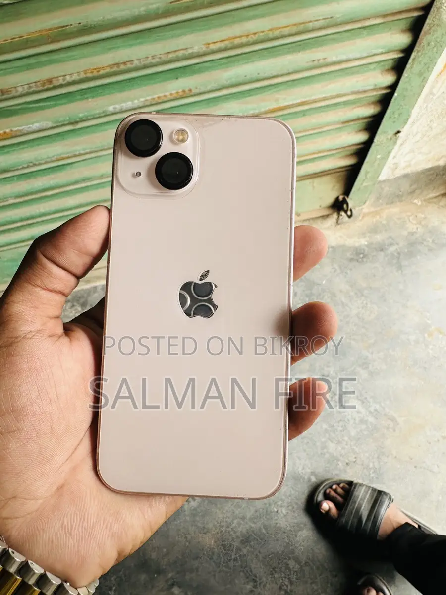 Apple iPhone 13 (Used)