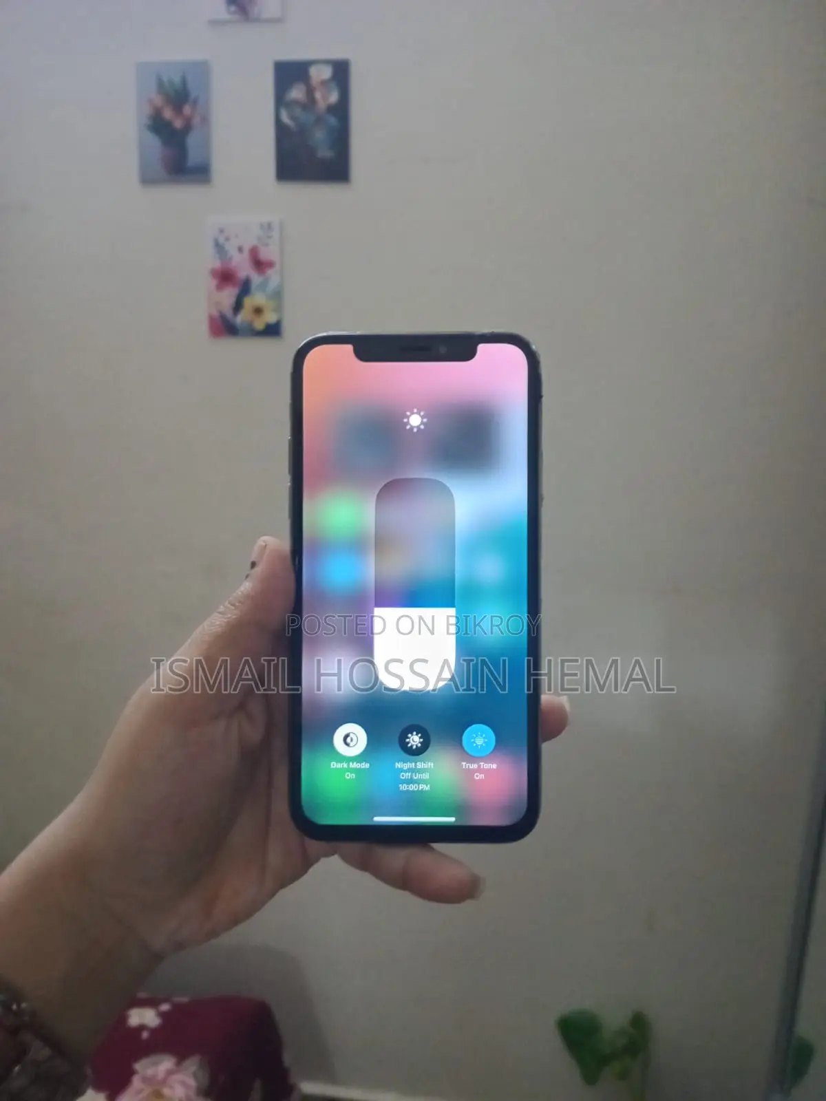 Apple iPhone XS . (Used)
