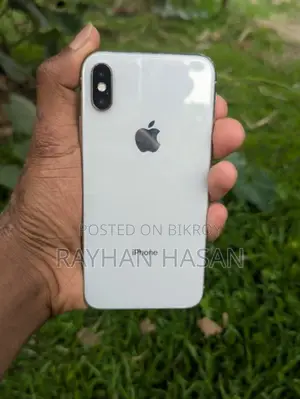 Apple iPhone X 64 GB (Used)