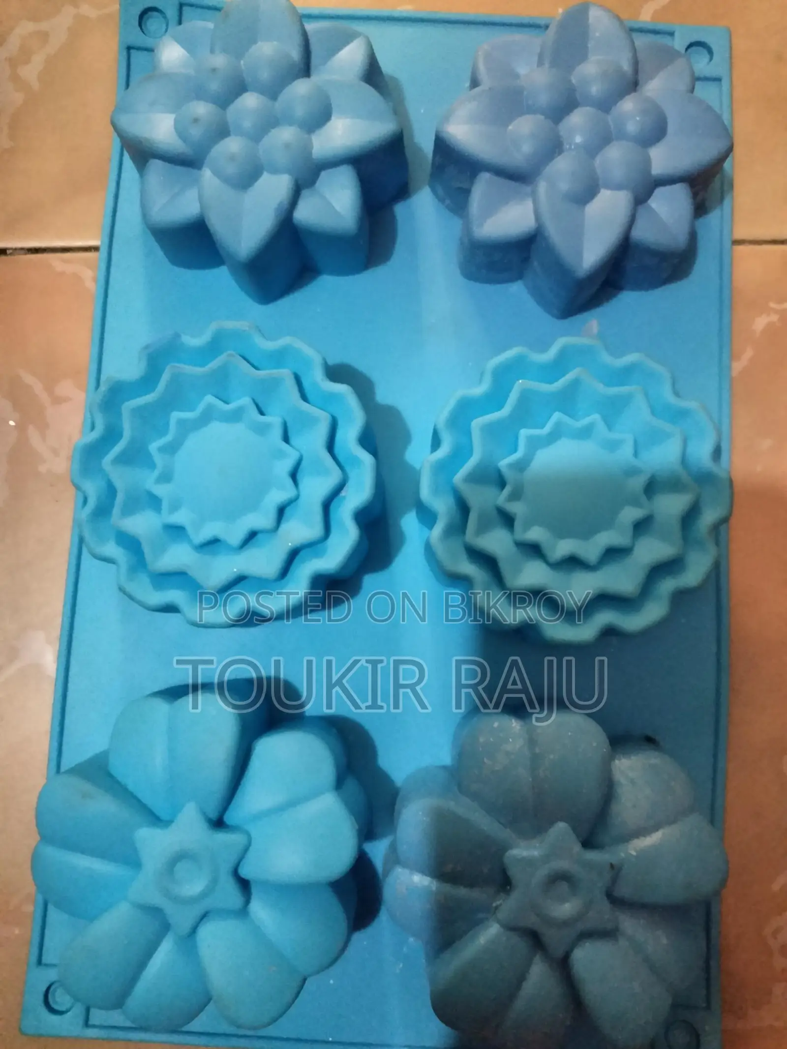 মোমের মোল্ড