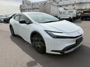 Toyota Prius U 2023
