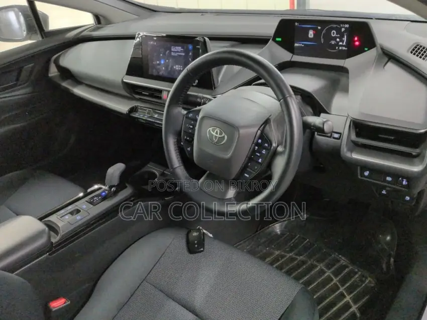 Toyota Prius U 2023