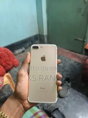 Apple iPhone 7 Plus 128 GB Gold (Used)