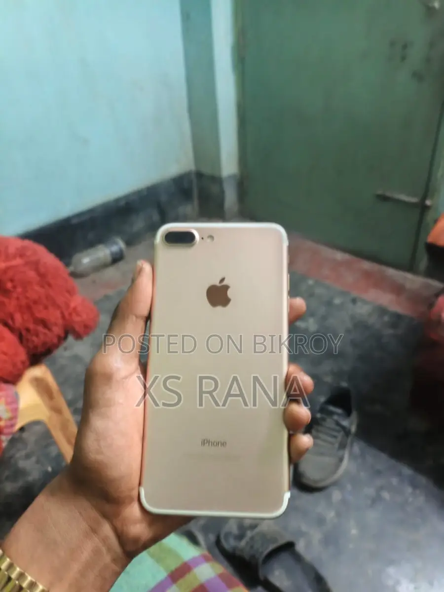 Apple iPhone 7 Plus 128 GB Gold (Used)