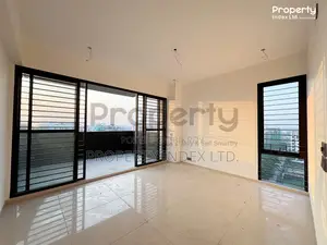 Ready flat for sale 2442 sqft Apartment at Bashundhara R/A, L Block