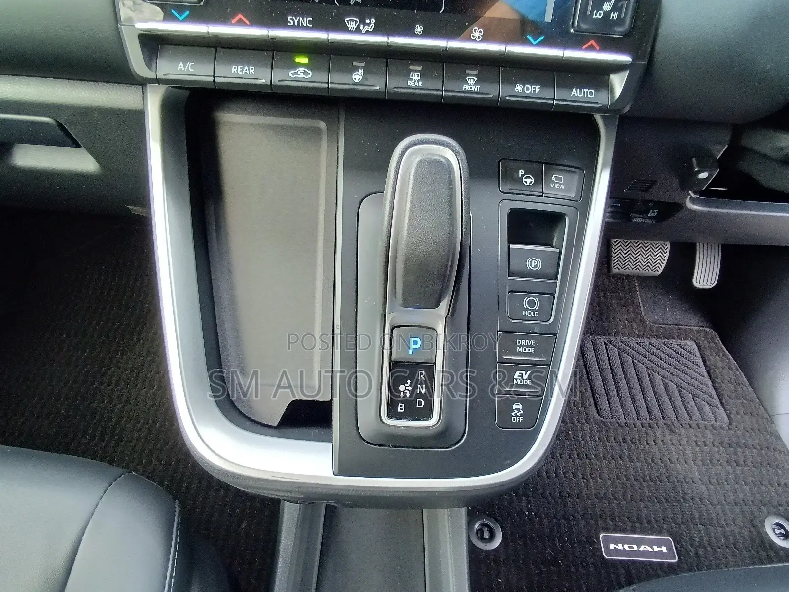 Toyota Noah Hybrid S-Z Black 2024