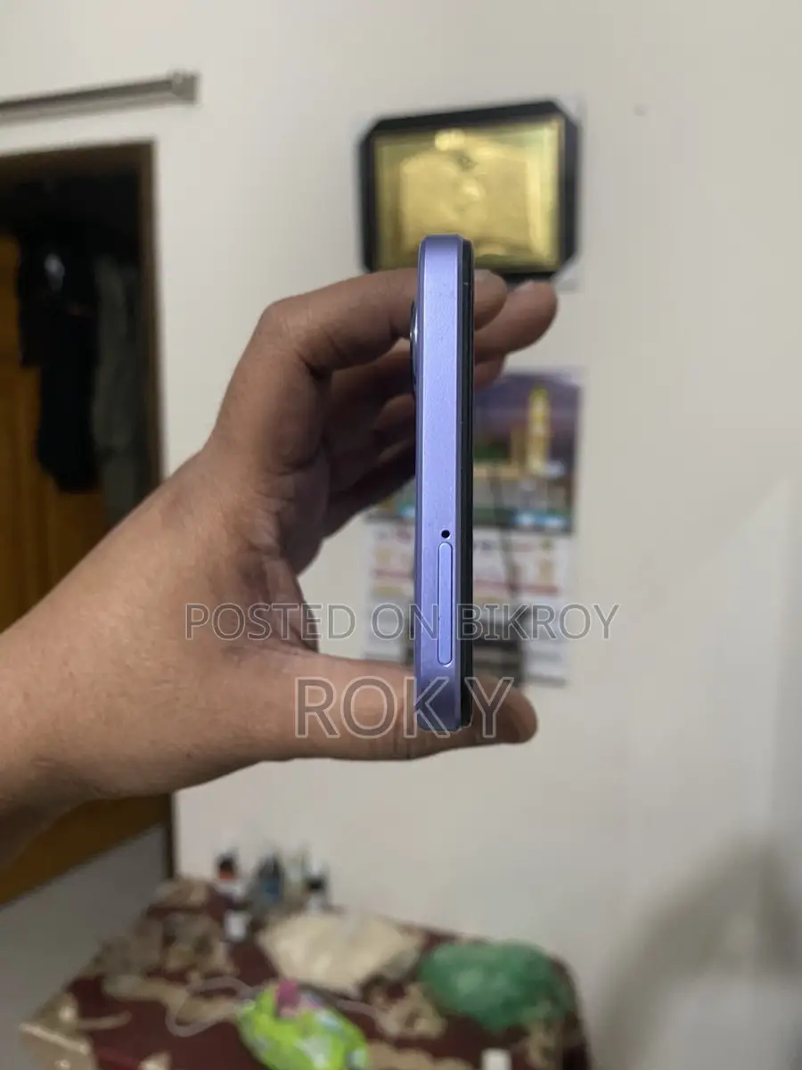 Vivo Y17s 6/128 (Used)