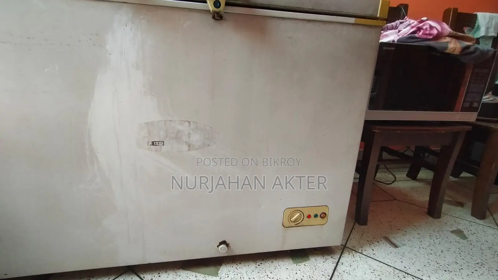 Singer Deep Fridge