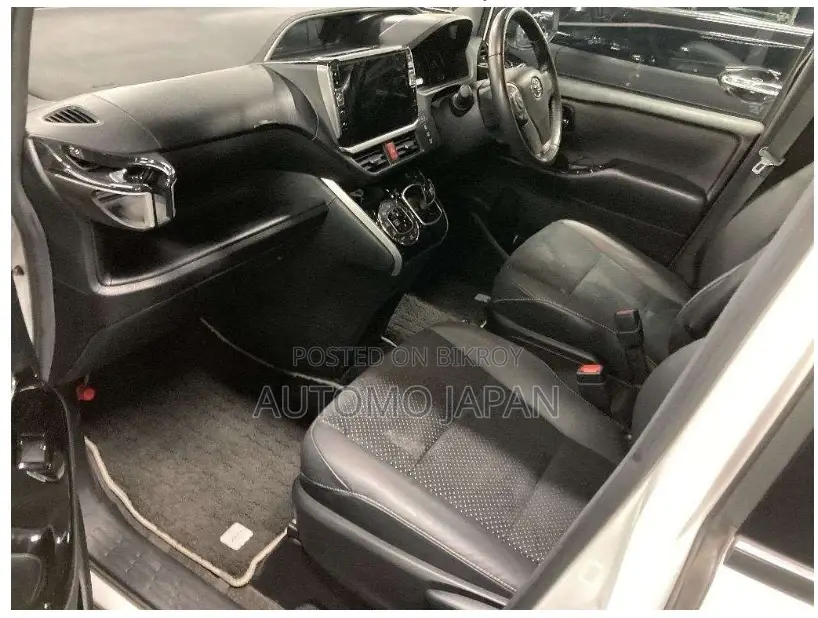 Toyota Voxy ZS KIRAMEKI 3 2020