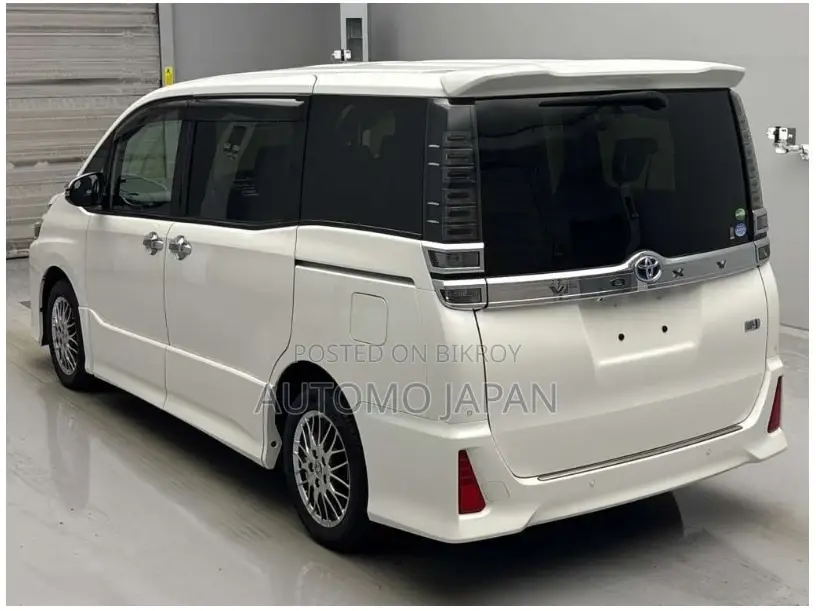 Toyota Voxy ZS KIRAMEKI 3 2020