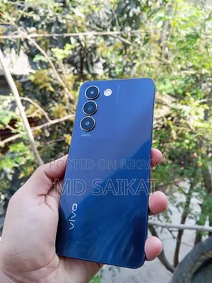 Vivo V30 Lite 8/256 (Used)