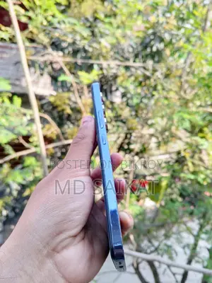Vivo V30 Lite 8/256 (Used)