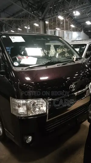 Toyota Hiace Super GL Wine 4.5 2020