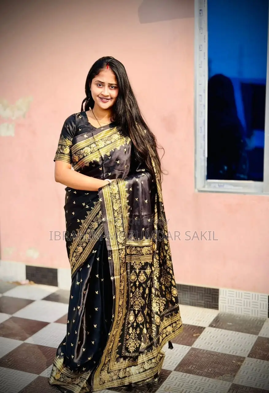 Japanese Silk Saree with Free Blouse Piece