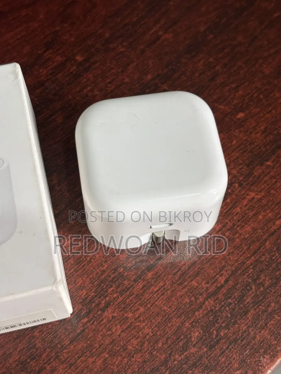 USB-C 20W Power Adapter
