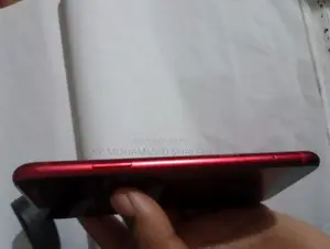 Apple iPhone 11 . (Used)