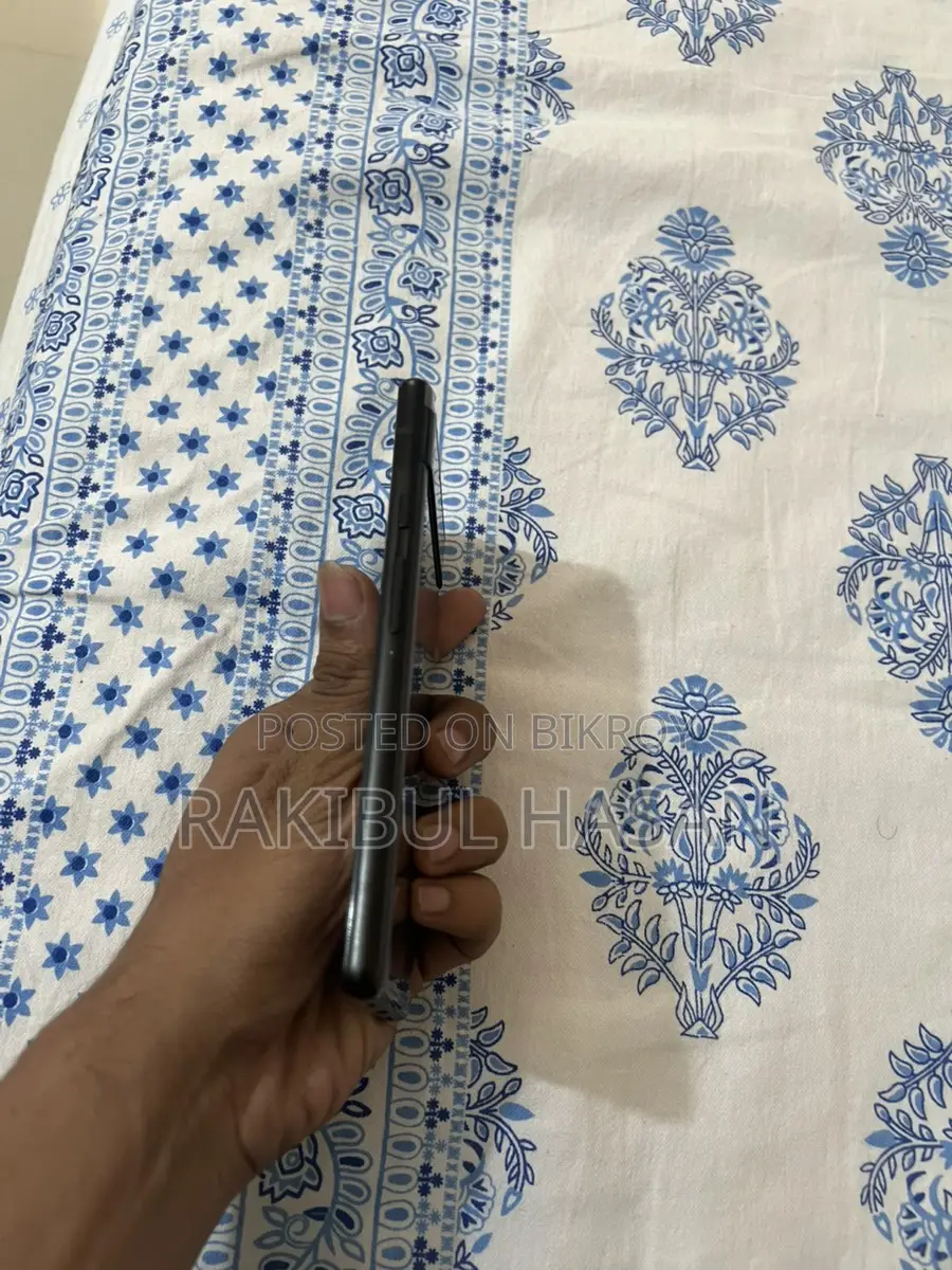 Google Pixel 6 /128 (Used)