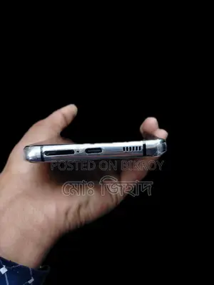 Samsung Galaxy S21 Ultra . (Used)