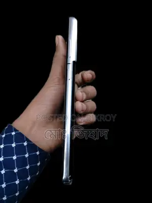 Samsung Galaxy S21 Ultra . (Used)