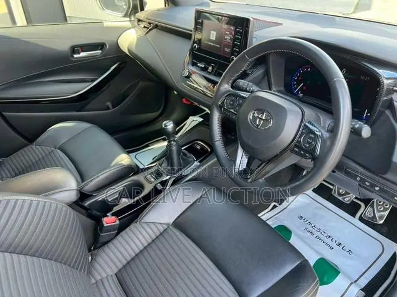 Toyota Corolla hybrid 2021