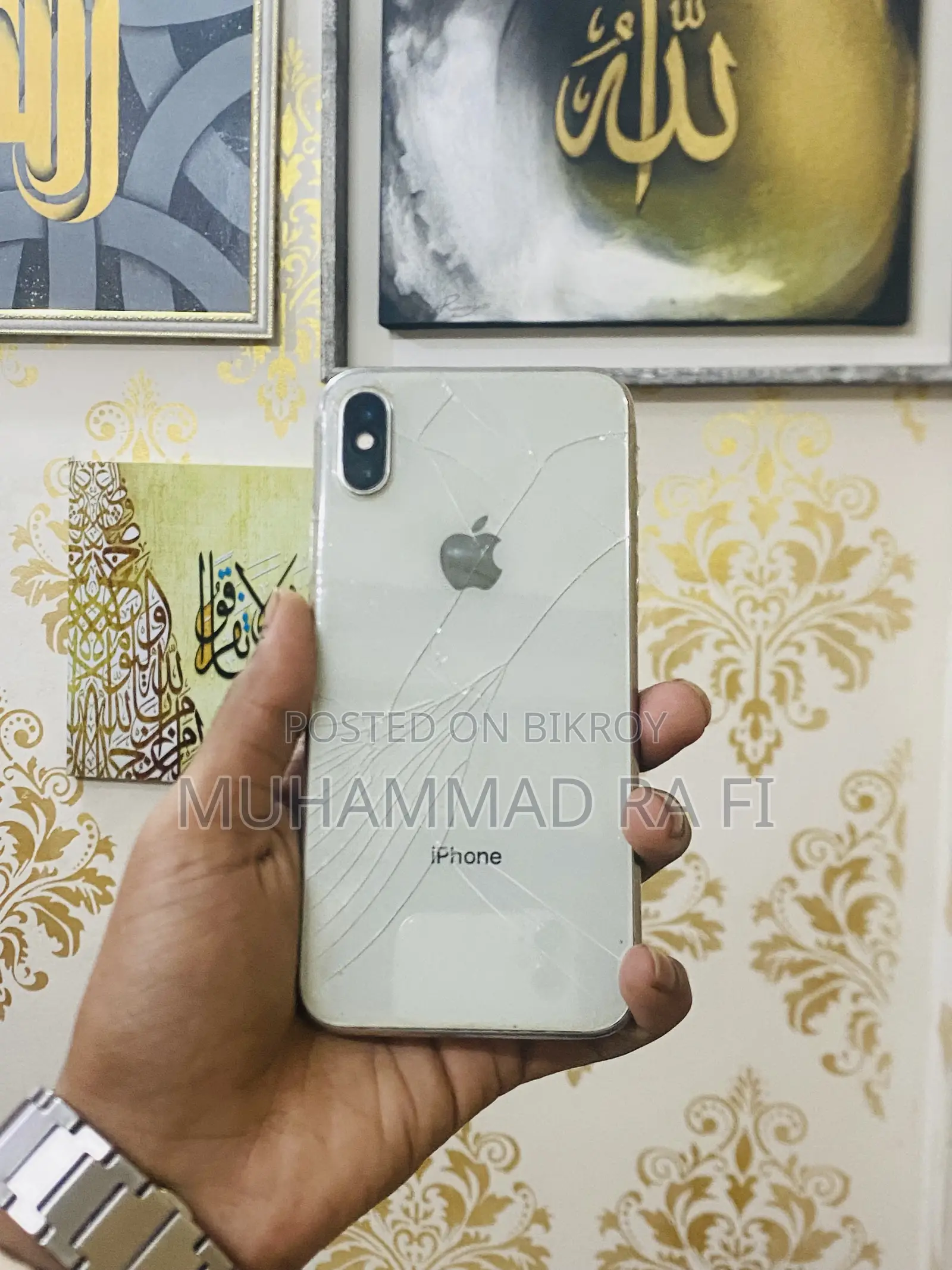 Apple iPhone X (Used)