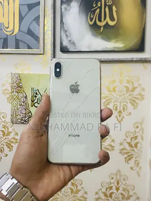Apple iPhone X (Used)