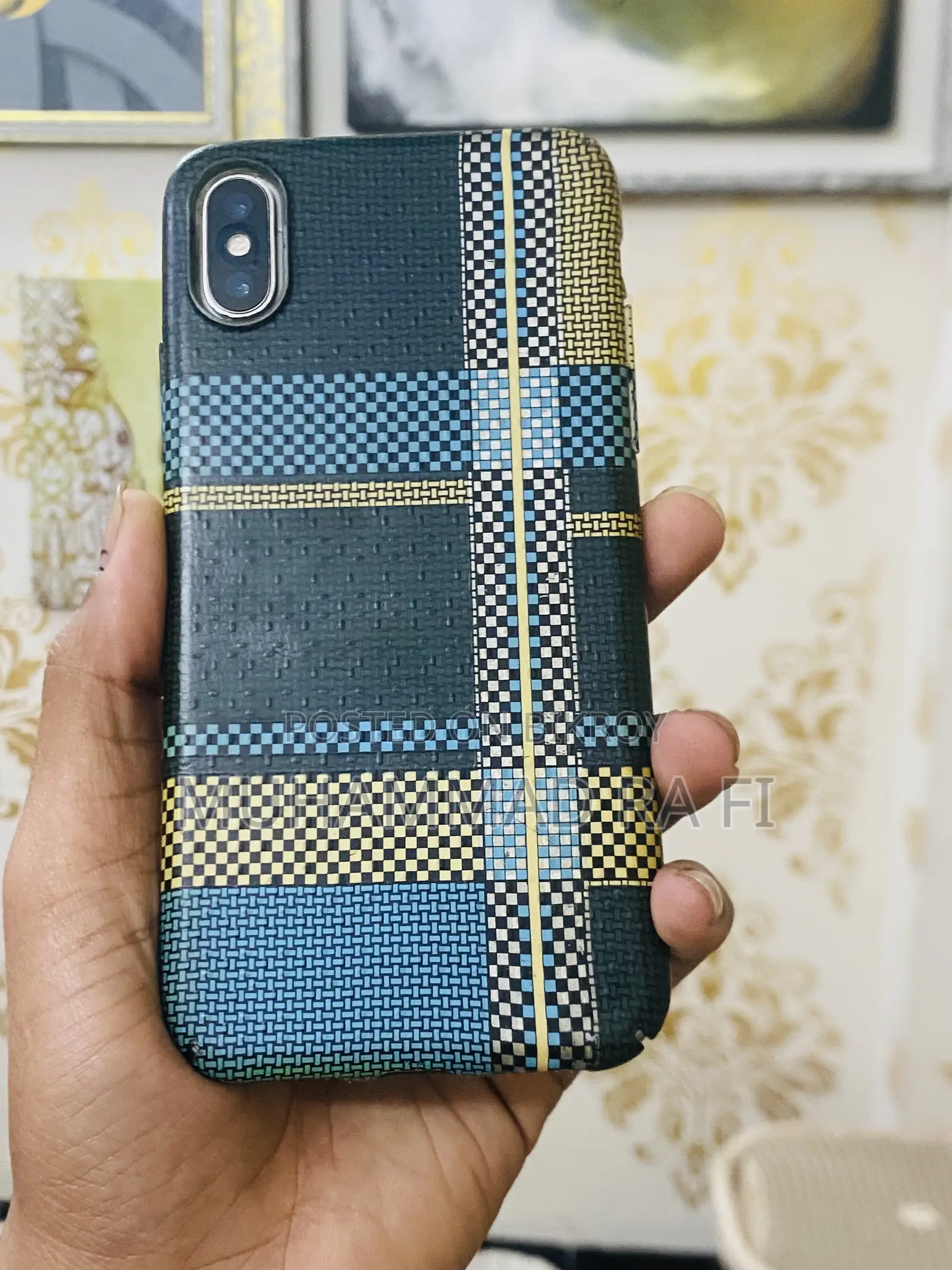 Apple iPhone X (Used)