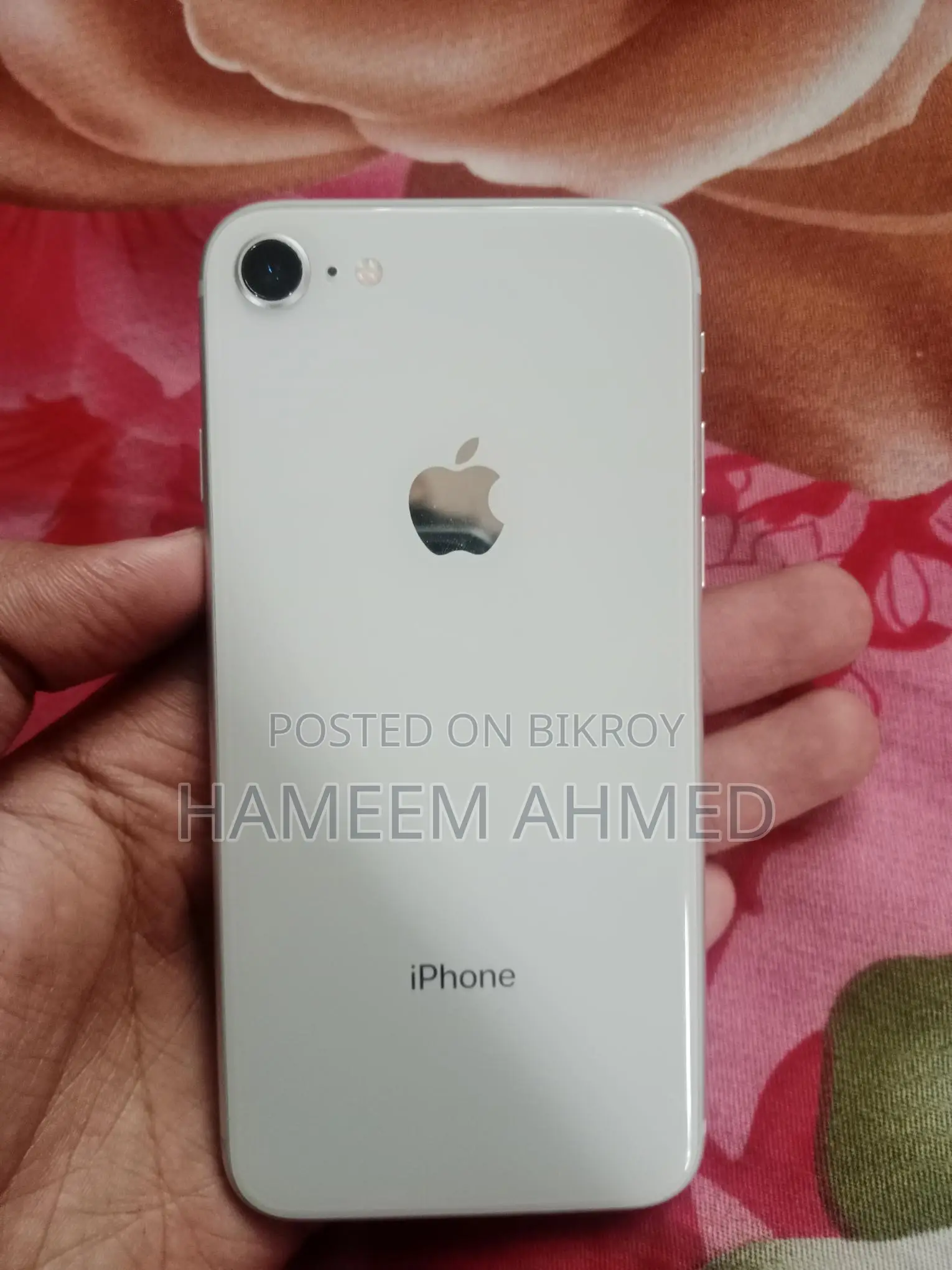Apple iPhone 8 (Used)