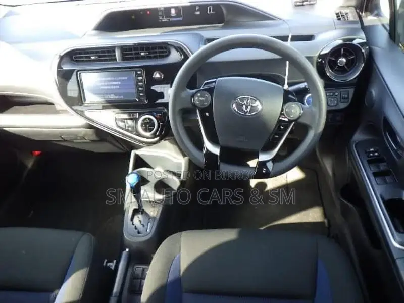 Toyota Aqua S Pearl 4 Point 2020