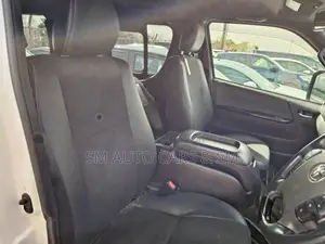 Toyota Hiace Super GL Dark Prime2 2022