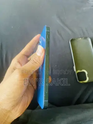 Apple iPhone 12 Full Fresh (Used)