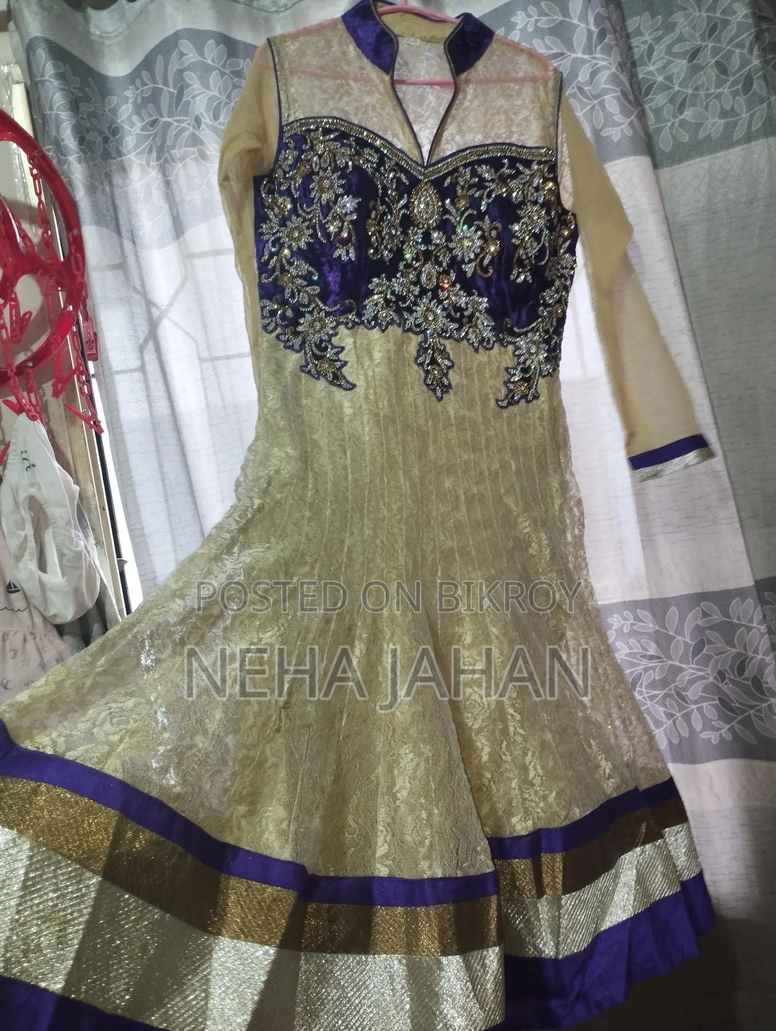 Gown (Worn once)