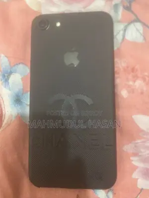 Apple iPhone 7 (Used)