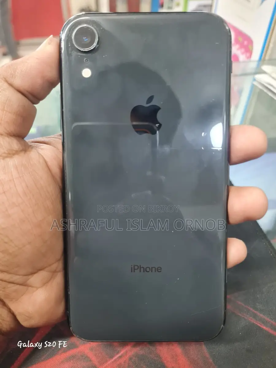 Apple iPhone XR 64 GB USA Variant (Used)