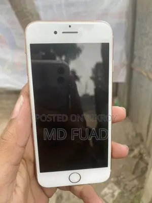 Apple iPhone 8 (Used)